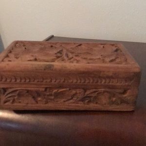 WOODEN BOX